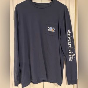Men’s Large Vineyard Vines Happy Howlween long sleeve t shirt in blue